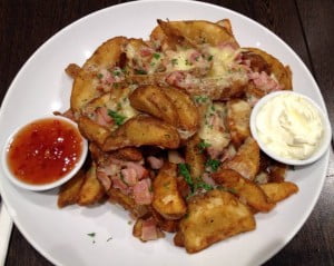 Wedges_with_cheese_and_bacon-300x239